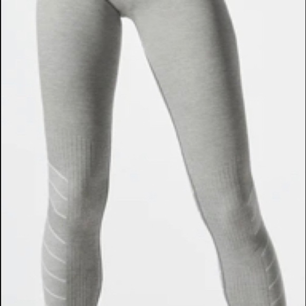 *NWOT* Sport-support Hipster Contour leggings